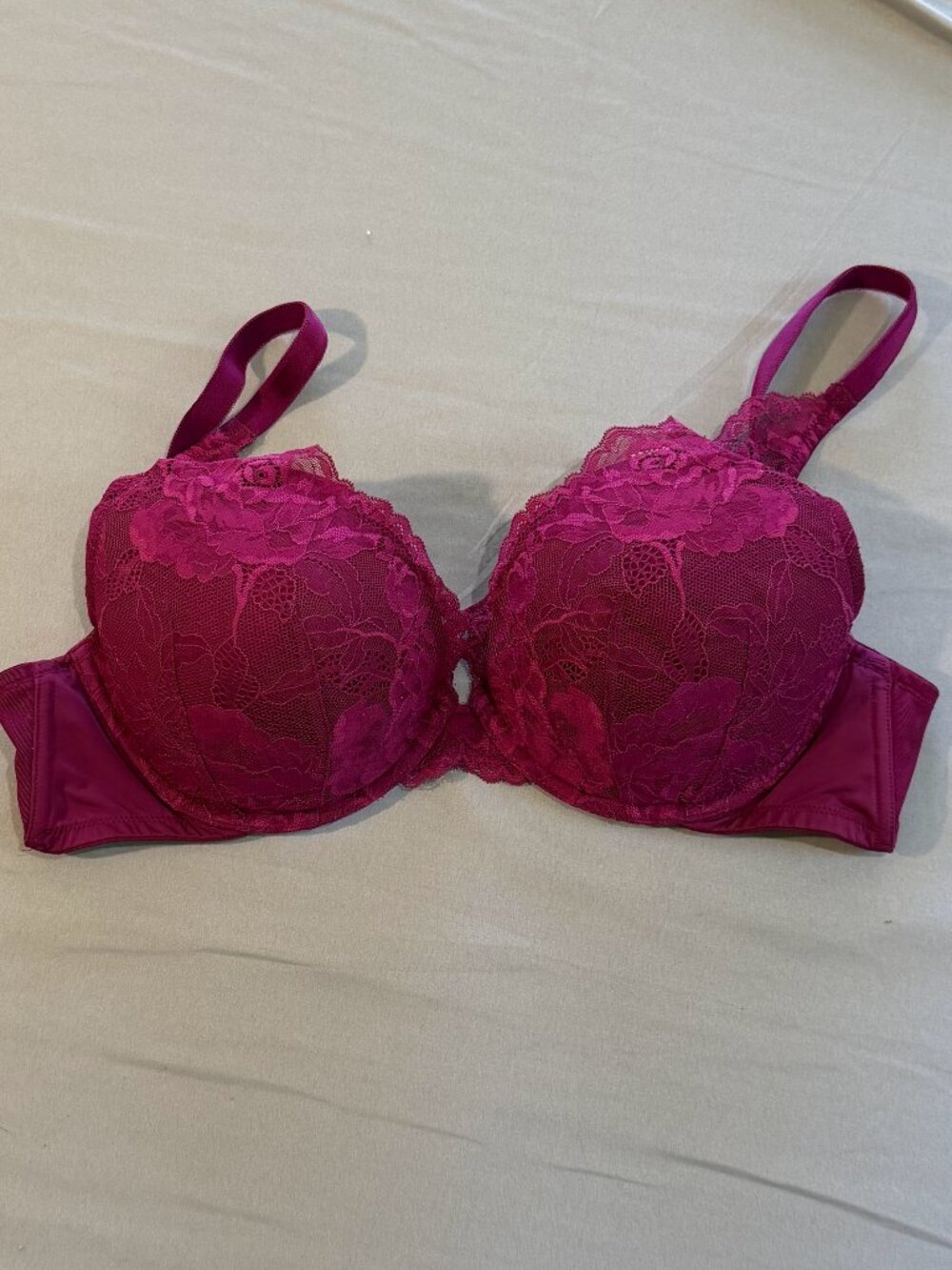 Torrid Curves Women's 36DDD Floral Lace Push Up Bra Magenta Excellent Condition